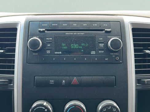 Used 2012 RAM 1500 Classic SLT RWD image 18