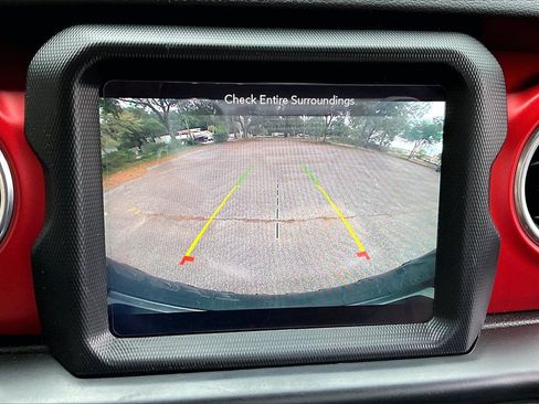 Used 2020 Jeep Wrangler Rubicon image 12