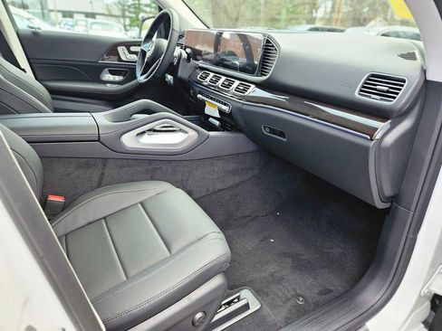 New 2026 Mercedes-Benz GLE 350 4MATIC image 9