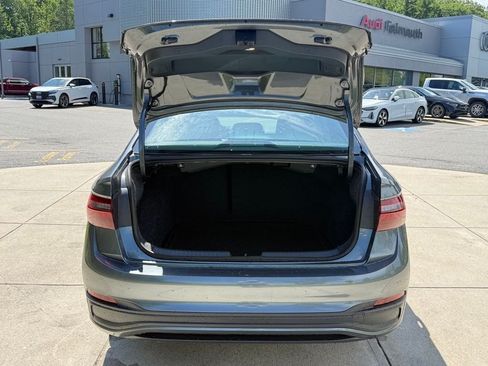 New 2026 Volkswagen Jetta SE FWD image 16