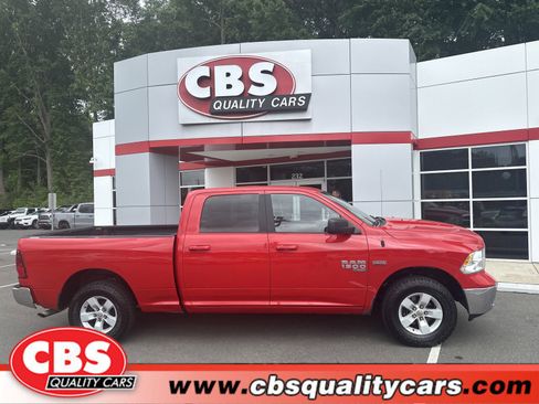 Used 2019 RAM 1500 Classic SLT AWD/4WD image 1