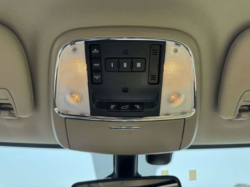 Used 2017 Jeep Grand Cherokee Limited AWD/4WD image 27