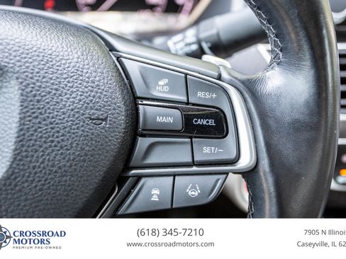Used 2018 Honda Accord Touring image 34