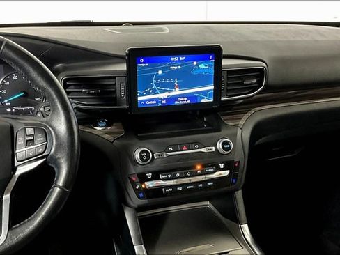 Used 2020 Ford Explorer Limited image 6