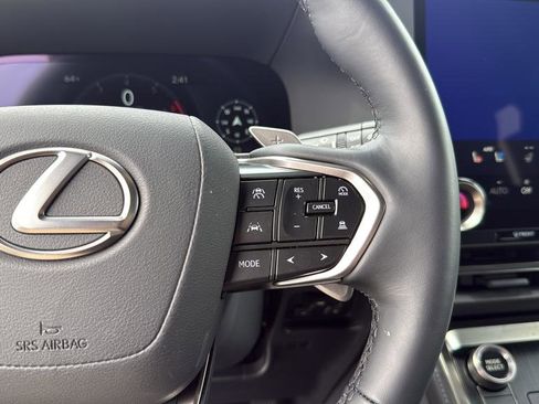 Used 2025 Lexus GX 550 w/ Accessory Package (2T) AWD/4WD image 27