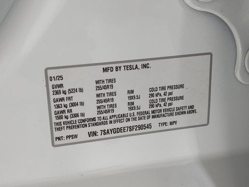Used 2025 Tesla Model Y Long Range AWD/4WD image 33