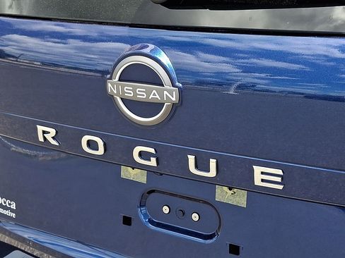 Used 2023 Nissan Rogue SV AWD/4WD image 31