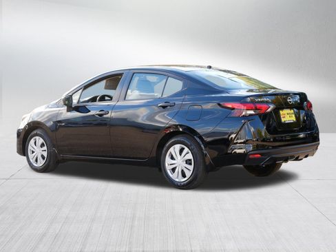 Certified 2025 Nissan Versa S w/ Trunk Package image 5