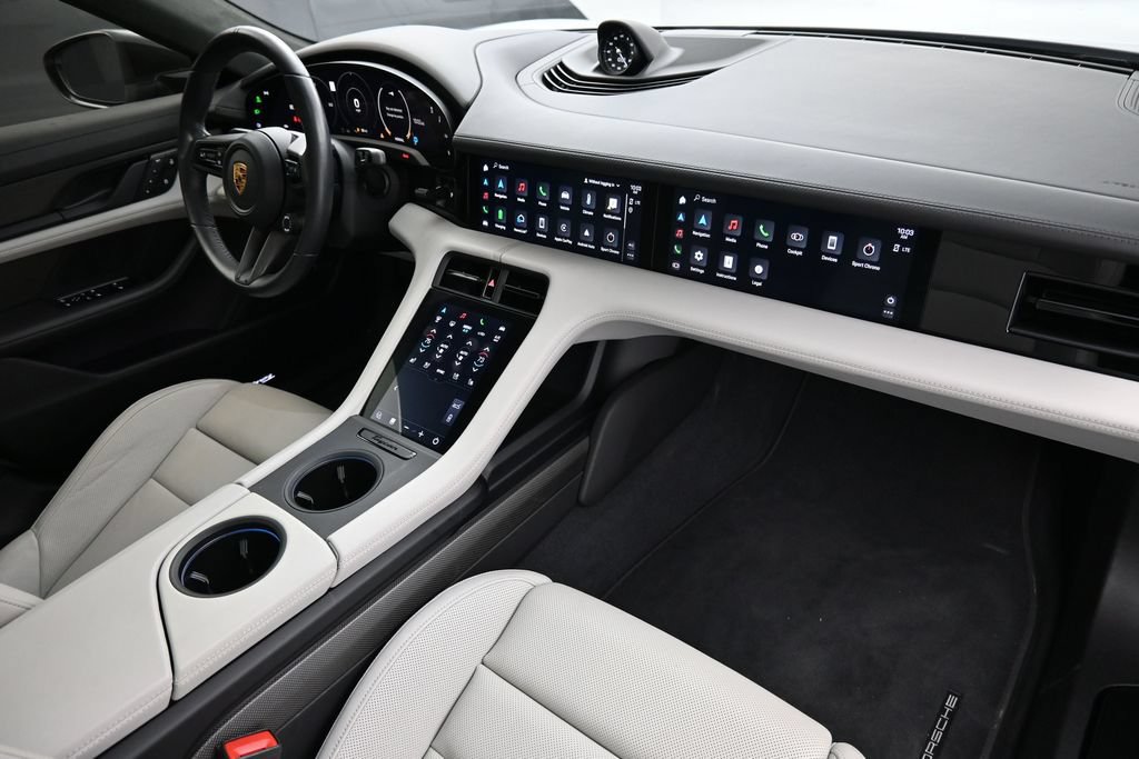 Certified 2023 Porsche Taycan GTS AWD/4WD image 29