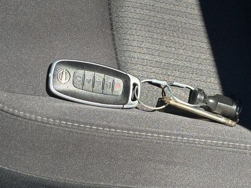 Used 2026 Nissan Altima 2.5 SV FWD image 18