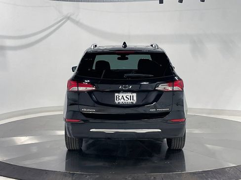 Used 2023 Chevrolet Equinox Premier AWD/4WD image 12
