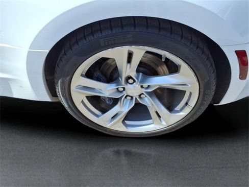 Used 2019 Chevrolet Camaro SS image 7