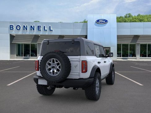 New 2025 Ford Bronco Badlands image 8