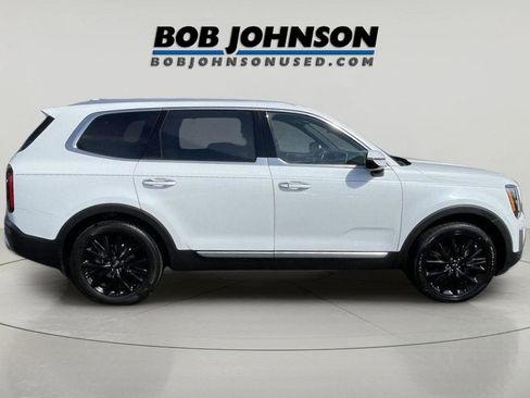 Used 2020 Kia Telluride SX w/ Towing Package FWD image 2