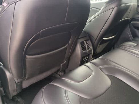 Used 2019 Jeep Cherokee Latitude Plus image 19