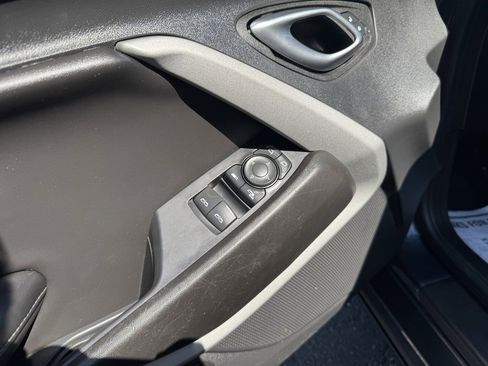 Used 2023 Chevrolet Camaro LT image 13