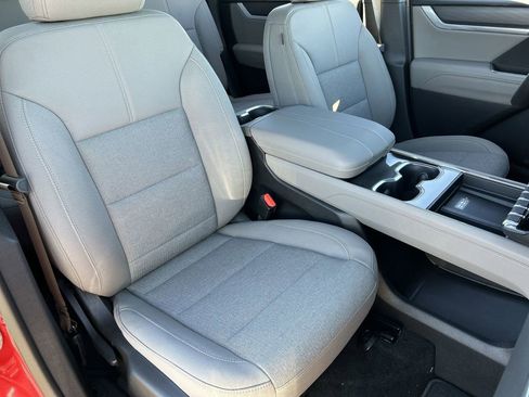 New 2026 GMC Acadia Elevation FWD image 28