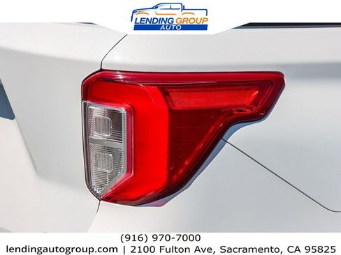 Used 2020 Ford Explorer XLT w/ Equipment Group 202A image 8