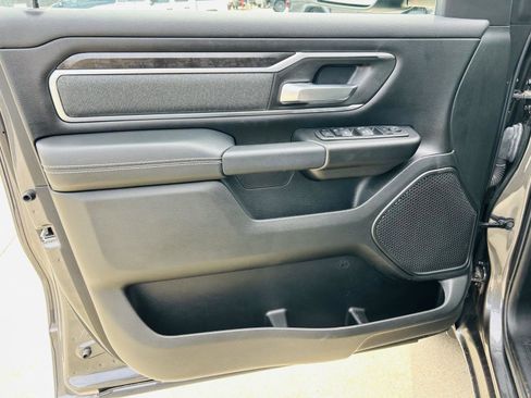 Used 2022 RAM 1500 Big Horn AWD/4WD image 9