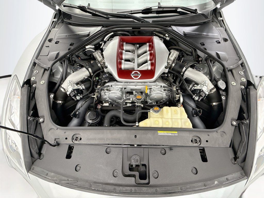 Used 2020 Nissan GT-R Premium AWD/4WD image 26