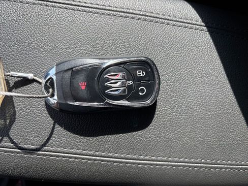 Used 2025 Buick Encore GX Preferred image 21