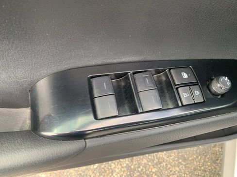 Used 2025 Toyota Camry LE FWD image 13