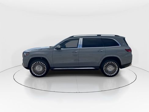 Used 2024 Mercedes-Benz Maybach GLS 600 4MATIC image 5