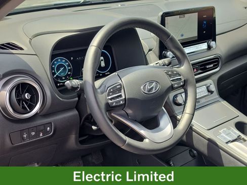 Used 2023 Hyundai Kona Limited FWD image 9