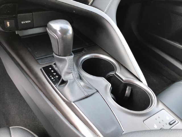 Used 2024 Toyota Camry SE FWD image 6