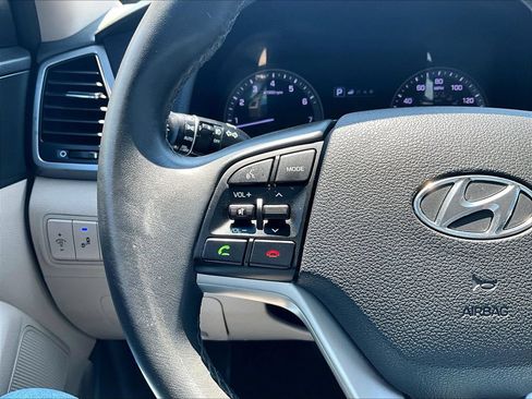 Used 2018 Hyundai Tucson Value FWD image 19