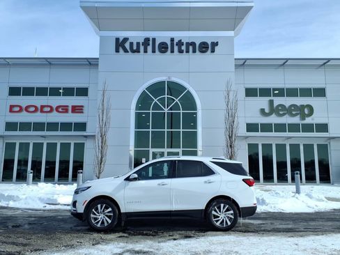 Used 2022 Chevrolet Equinox Premier AWD/4WD image 1