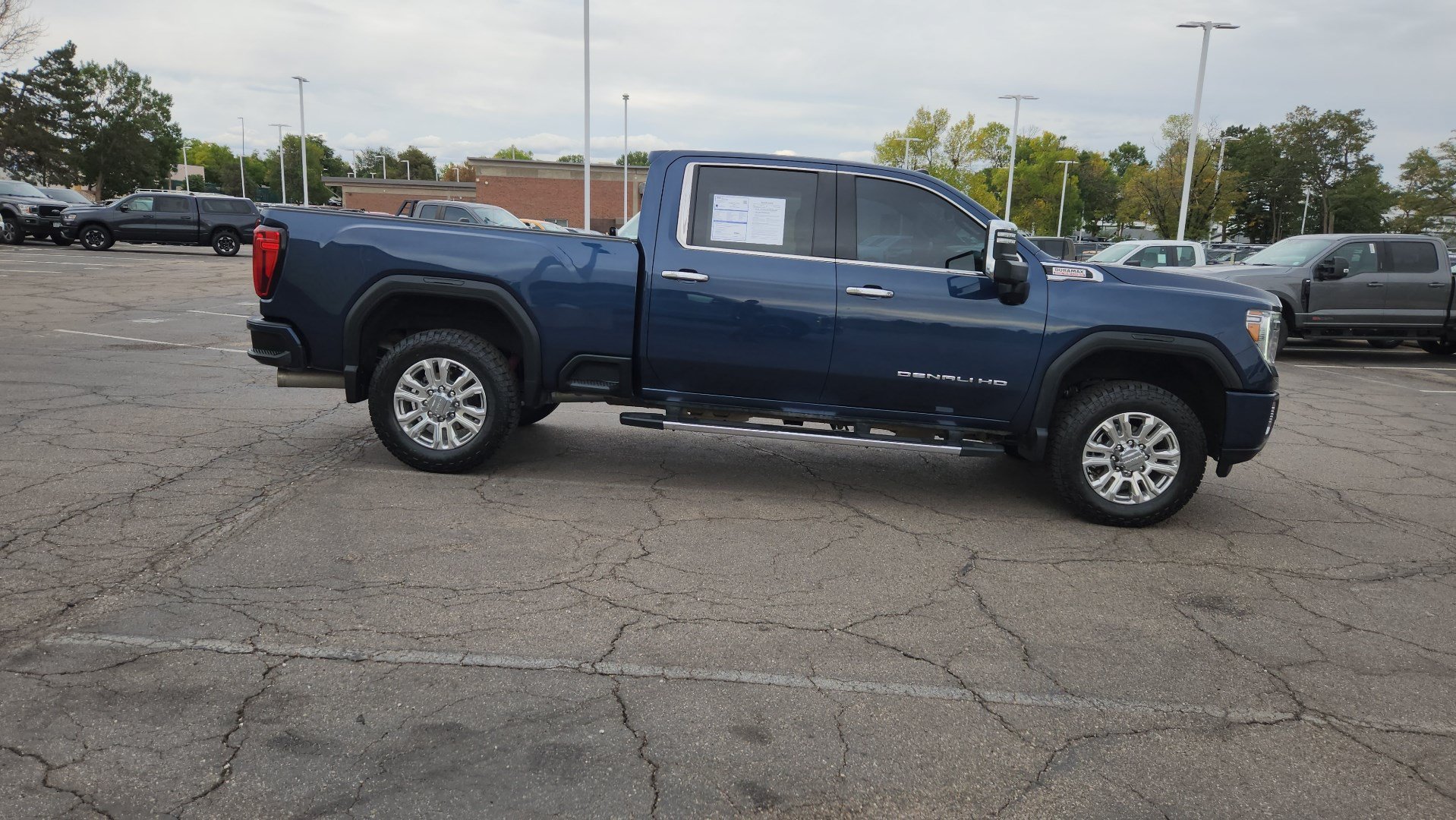 Used 2021 GMC Sierra 2500 Denali w/ Denali Ultimate Package AWD/4WD image 14