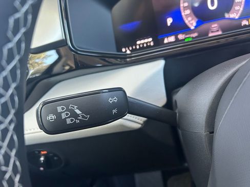 New 2026 Volkswagen Taos S image 23