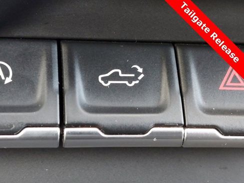 Used 2022 Chevrolet Silverado 1500 Custom image 17