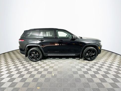 Certified 2025 Jeep Grand Cherokee Altitude image 14