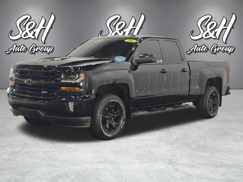 Used 2016 Chevrolet Silverado 1500 LT w/ Midnight Edition AWD/4WD image 13
