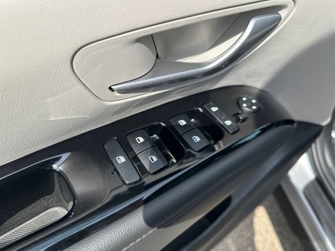 Used 2023 Hyundai Tucson Limited AWD/4WD image 17
