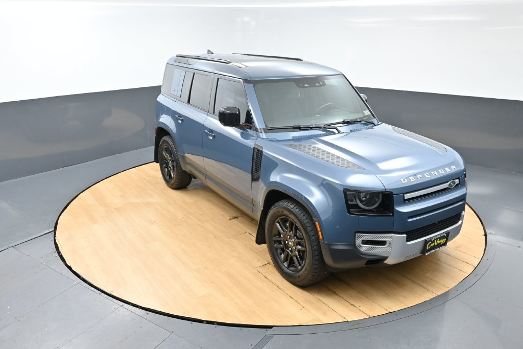 Used 2024 Land Rover Defender 110 S AWD/4WD image 4