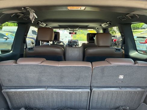 Used 2023 Nissan Armada Platinum w/ Captain's Chairs Package AWD/4WD image 14