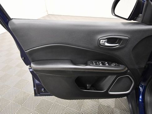 Used 2018 Jeep Compass Latitude w/ Cold Weather Group image 13