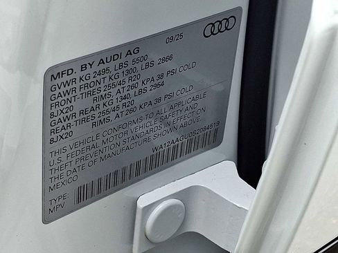 New 2025 Audi Q5 Premium Plus image 16