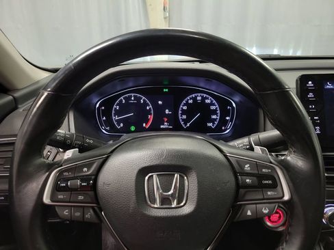 Used 2022 Honda Accord Touring image 15