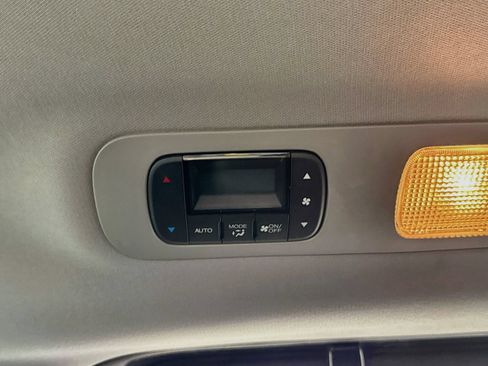 Used 2023 Honda Odyssey EX-L image 21