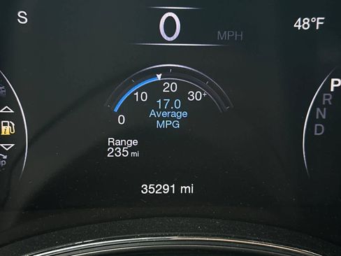 Used 2019 Jeep Grand Cherokee Laredo image 23