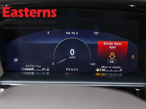Used 2022 Lincoln Nautilus AWD w/ Premium Package image 18