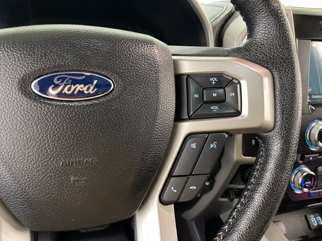 Used 2016 Ford F150 Lariat w/ Equipment Group 502A Luxury AWD/4WD image 28
