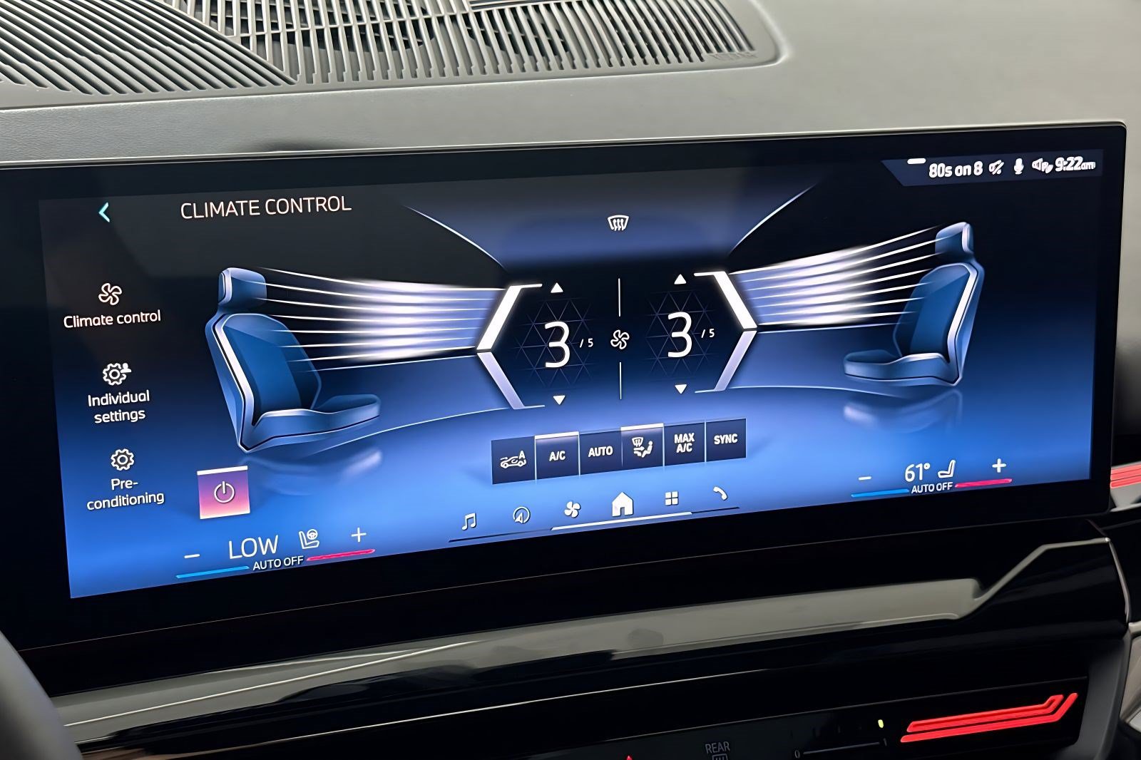 Used 2026 BMW 530i w/ Premium Package RWD image 23
