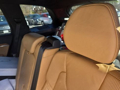 Used 2017 Volvo XC90 T6 Inscription w/ Vision Package image 11