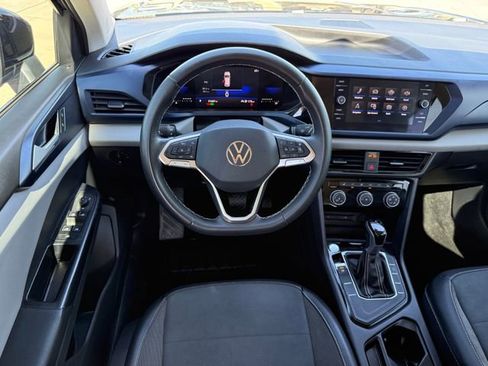 Used 2023 Volkswagen Taos SE image 25