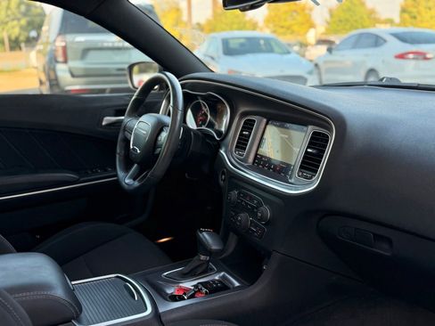 Used 2018 Dodge Charger R/T Scat Pack w/ Driver Confidence Group RWD image 24